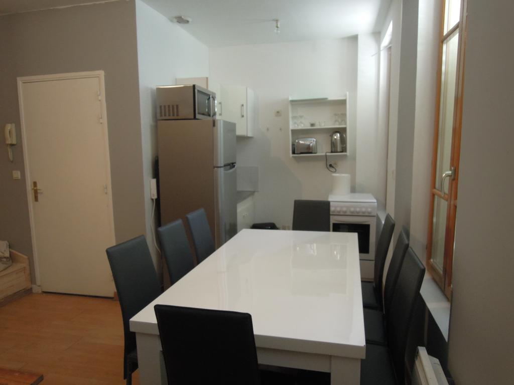 Appart'Hotel De La Tour Troyes Room photo